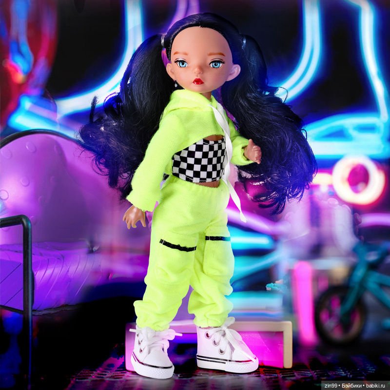 Крутая красивая девочка 30 см (фото 3)
