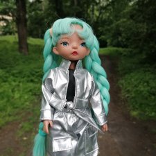 Крутая красивая девочка 30 см