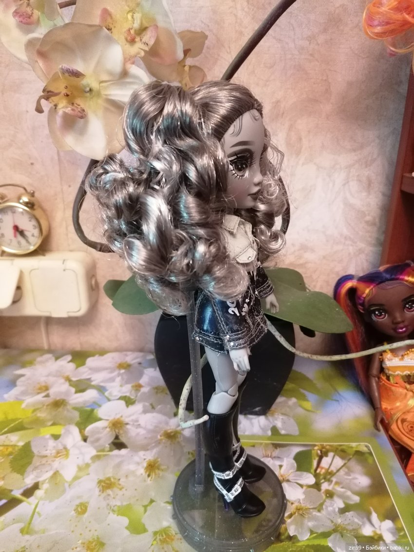 Медисон Rainbow High/Shadow High, и новая девочка из 1 серии Shadow High
