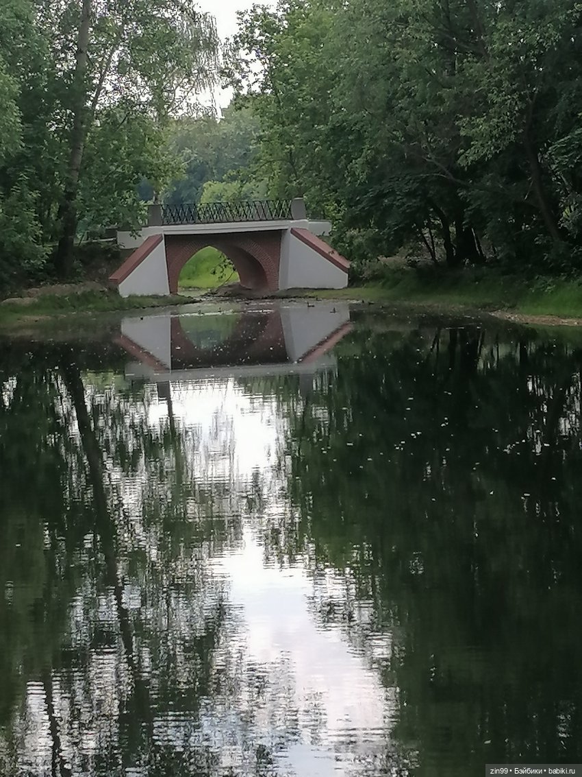 Прогулка в Кусково с куклами Rainbow High