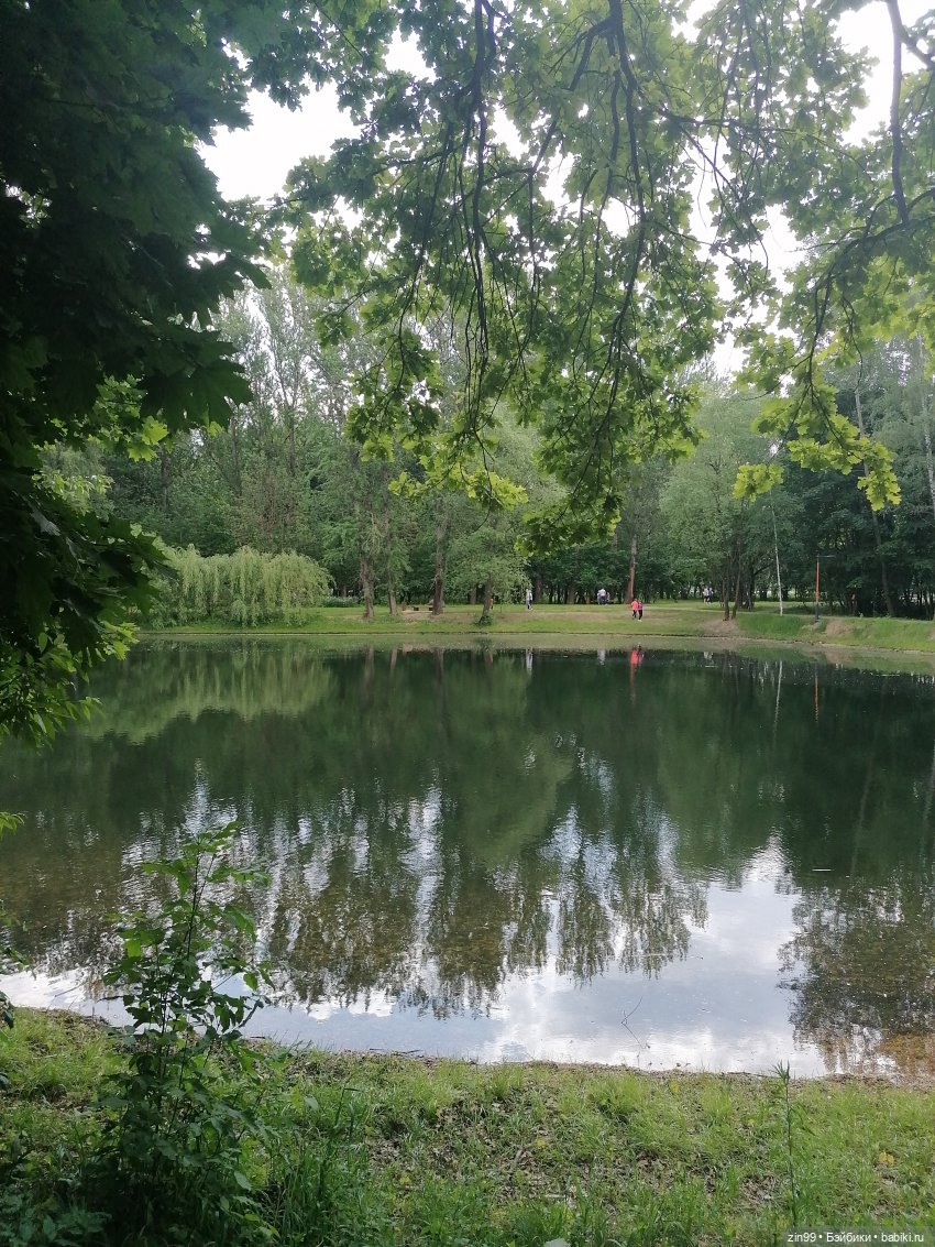 Прогулка в Кусково с куклами Rainbow High