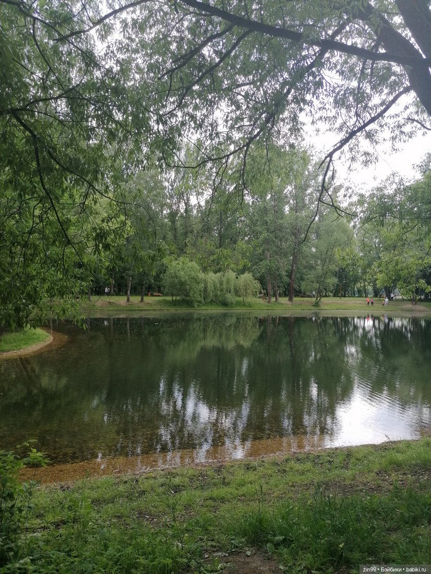 Прогулка в Кусково с куклами Rainbow High