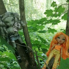 Прогулка в Кусково с куклами Rainbow High