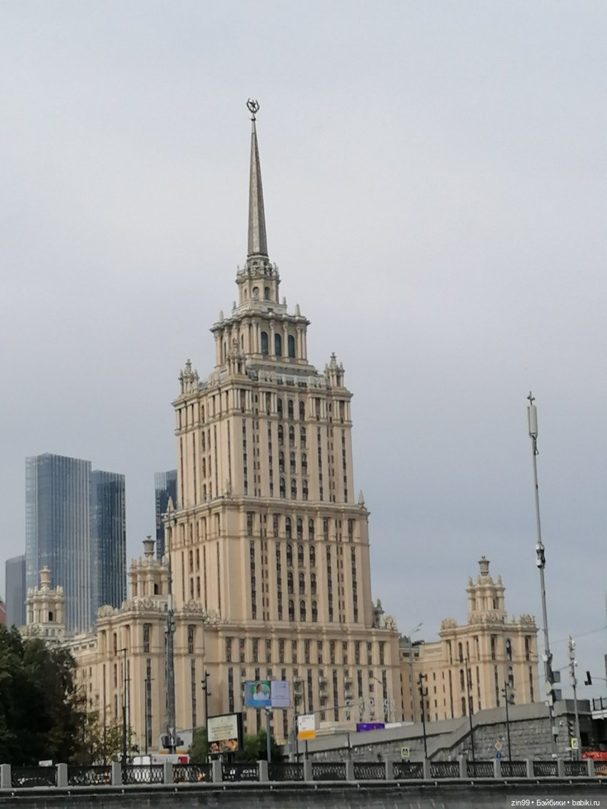 Речные трамвайчики по Москве реке, ура, едем