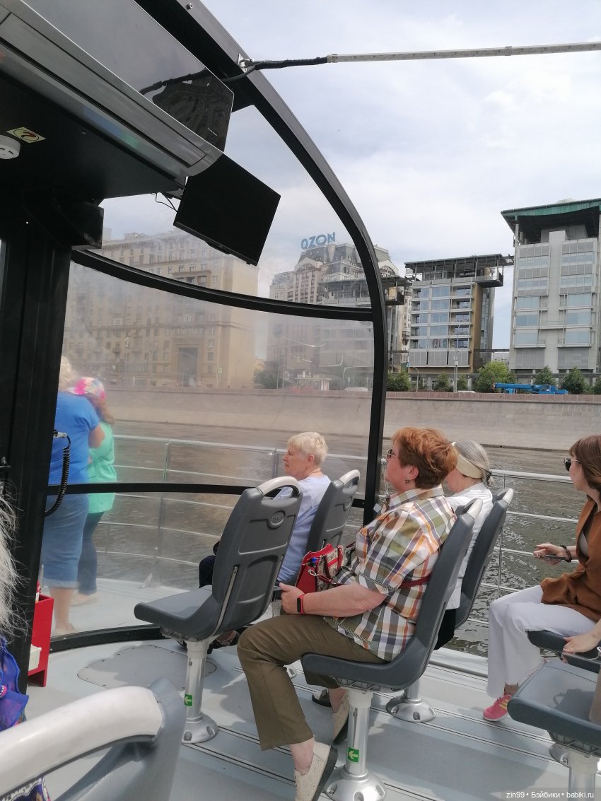 Речные трамвайчики по Москве реке, ура, едем