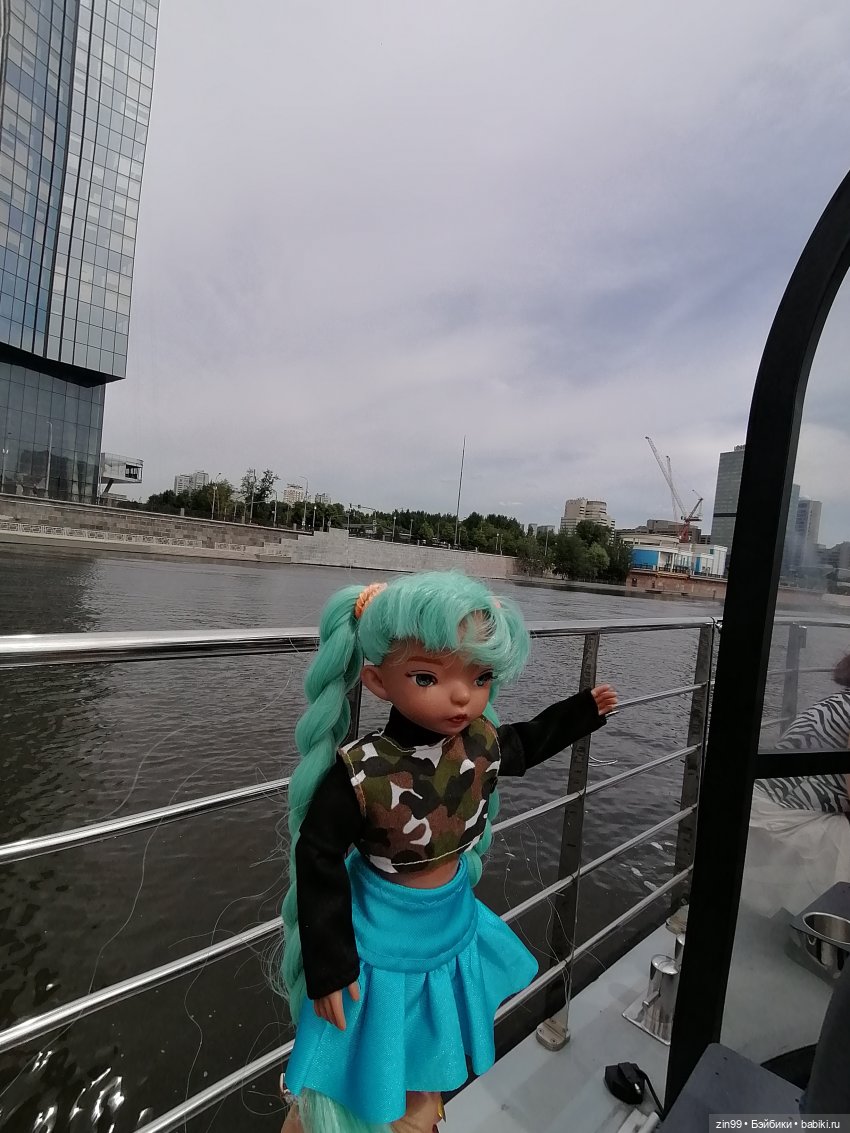 Речные трамвайчики по Москве реке, ура, едем