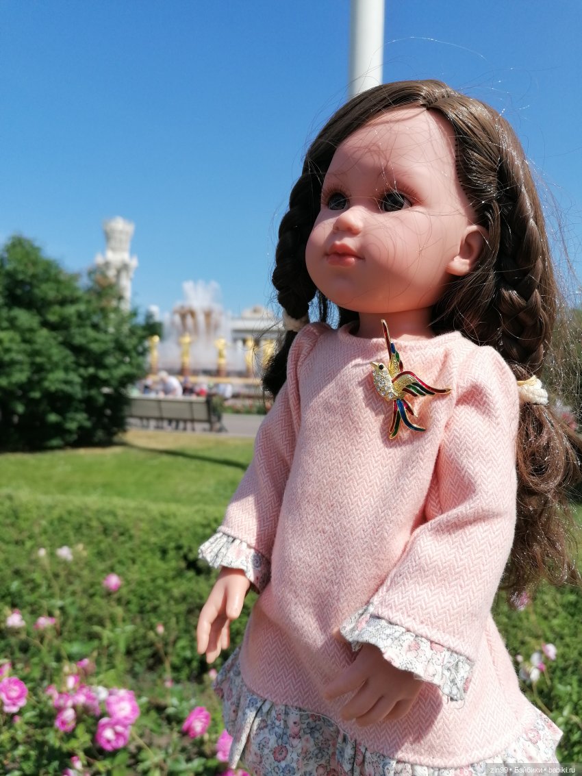 Куклы Ллоренс и прогулка по ВДНХ в июне 2023 года