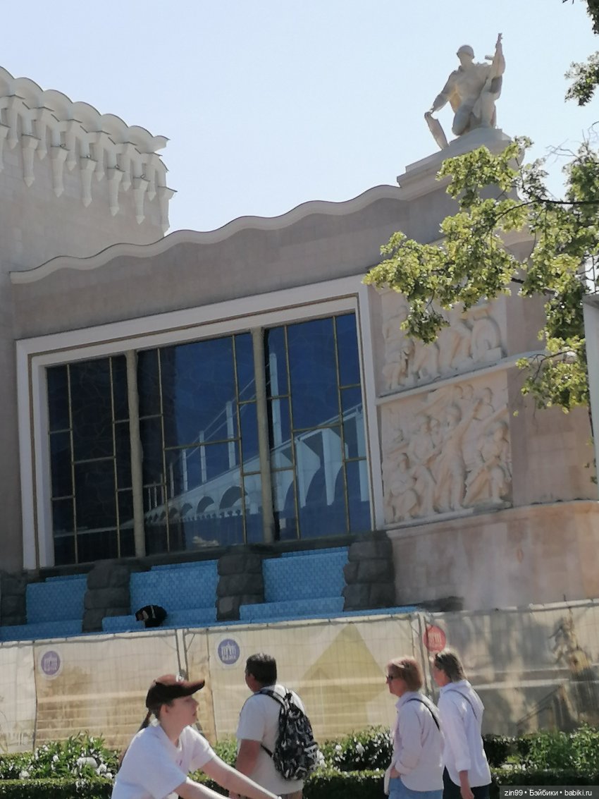 Куклы Ллоренс и прогулка по ВДНХ в июне 2023 года