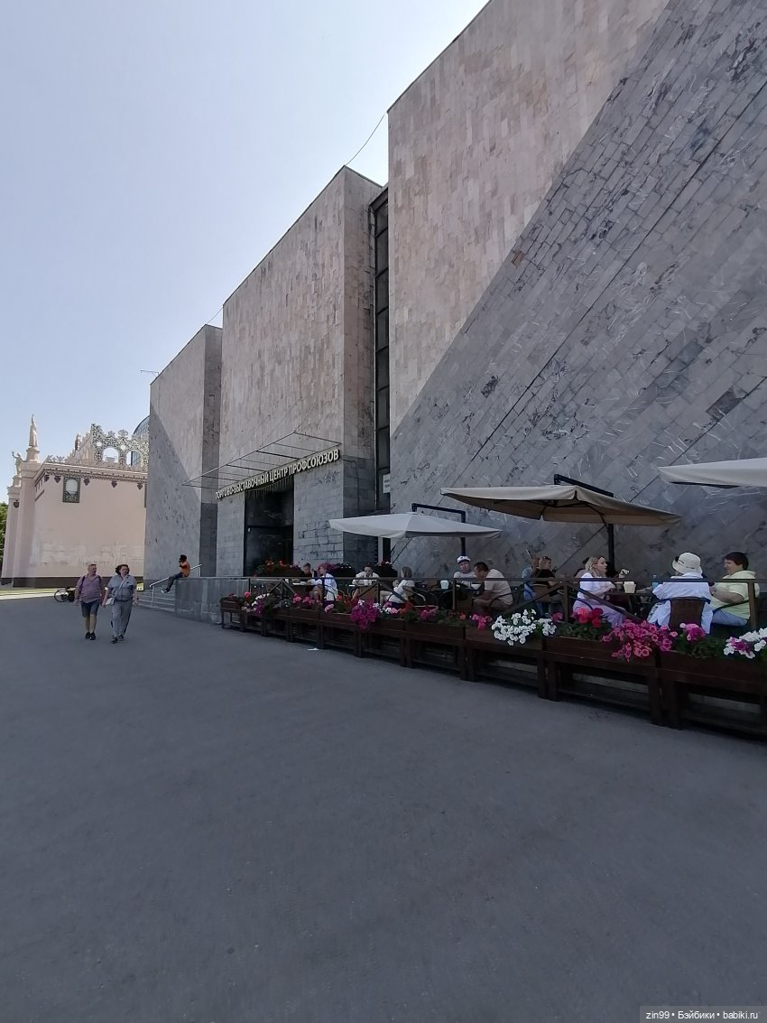 Куклы Ллоренс и прогулка по ВДНХ в июне 2023 года