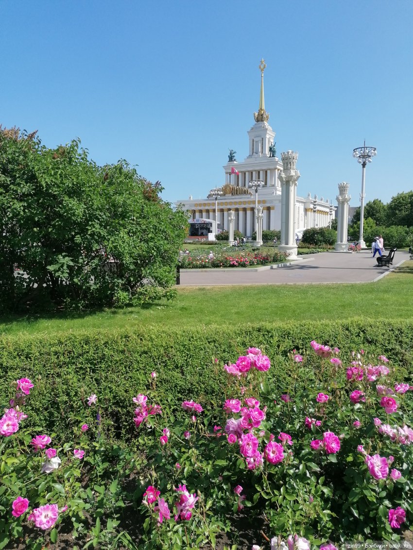 Куклы Ллоренс и прогулка по ВДНХ в июне 2023 года