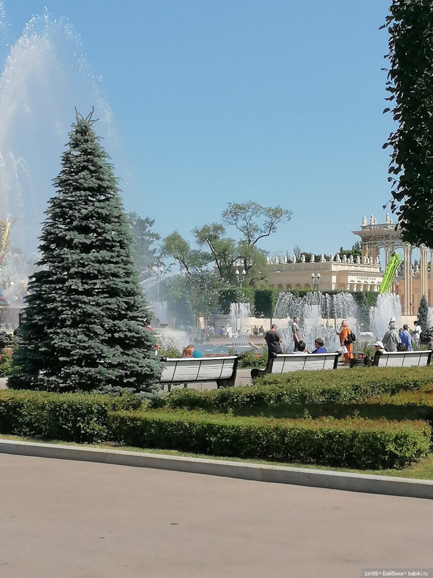 Куклы Ллоренс и прогулка по ВДНХ в июне 2023 года