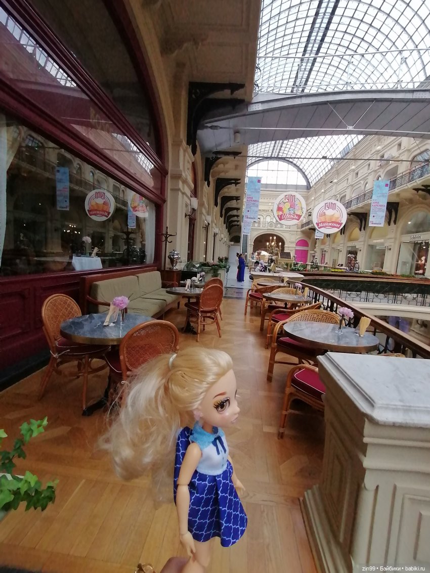 Куколки Fail Fiх на берегу водоема и в ГУМе