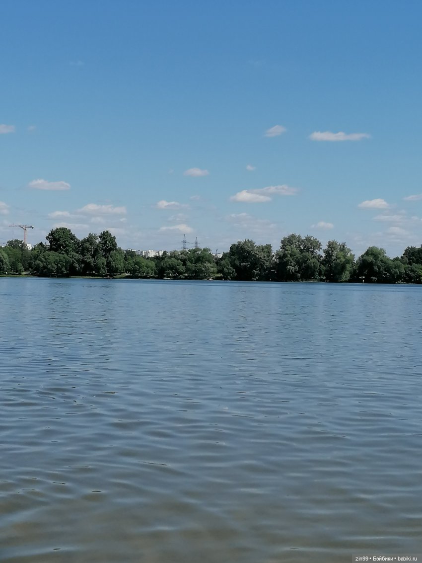 Куколки Fail Fiх на берегу водоема и в ГУМе (фото 4)