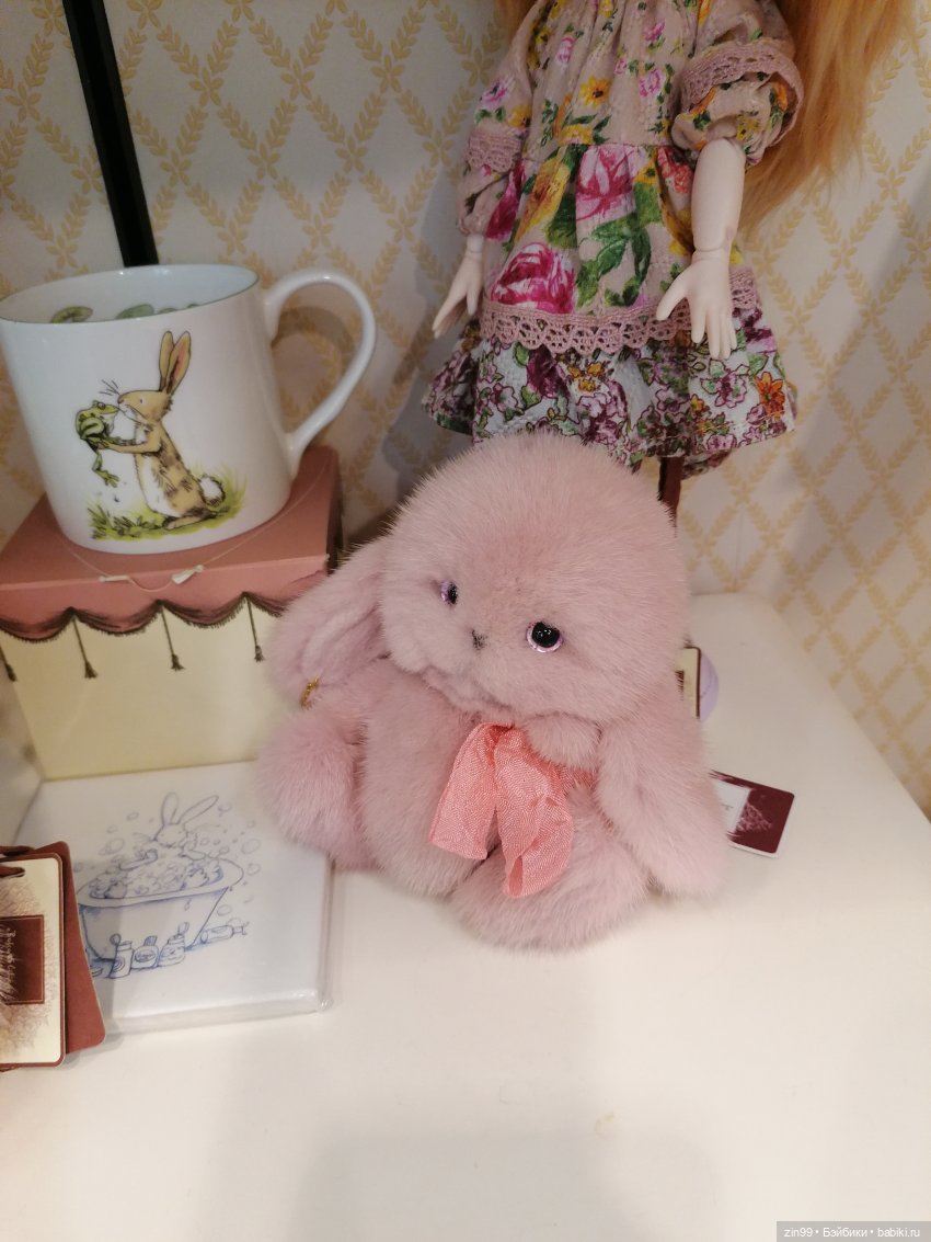 Куколки Fail Fiх на берегу водоема и в ГУМе