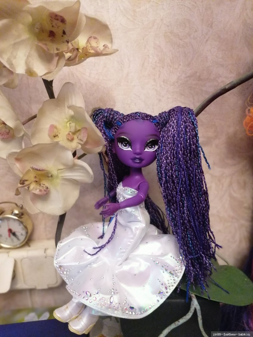 Ромашки для Ромашки и приезд прекрасной Моник