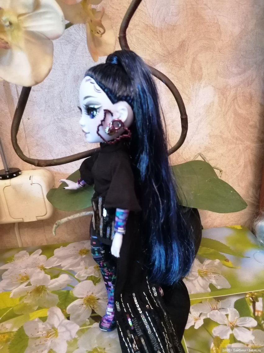 Shadow High Рейна Глитч Краун