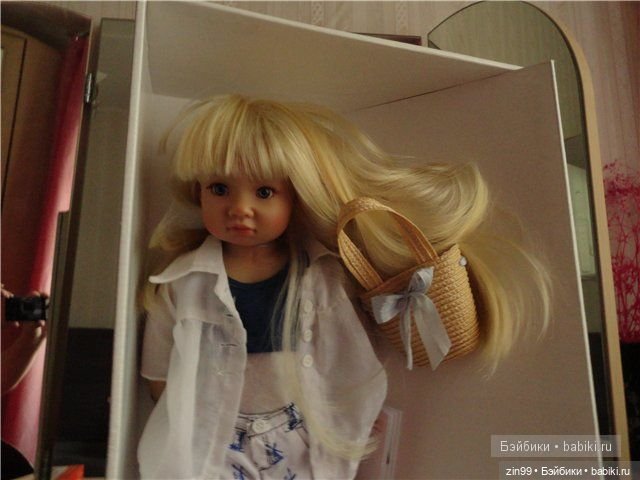 Блондинка Хелен от Kidz'n'Cats