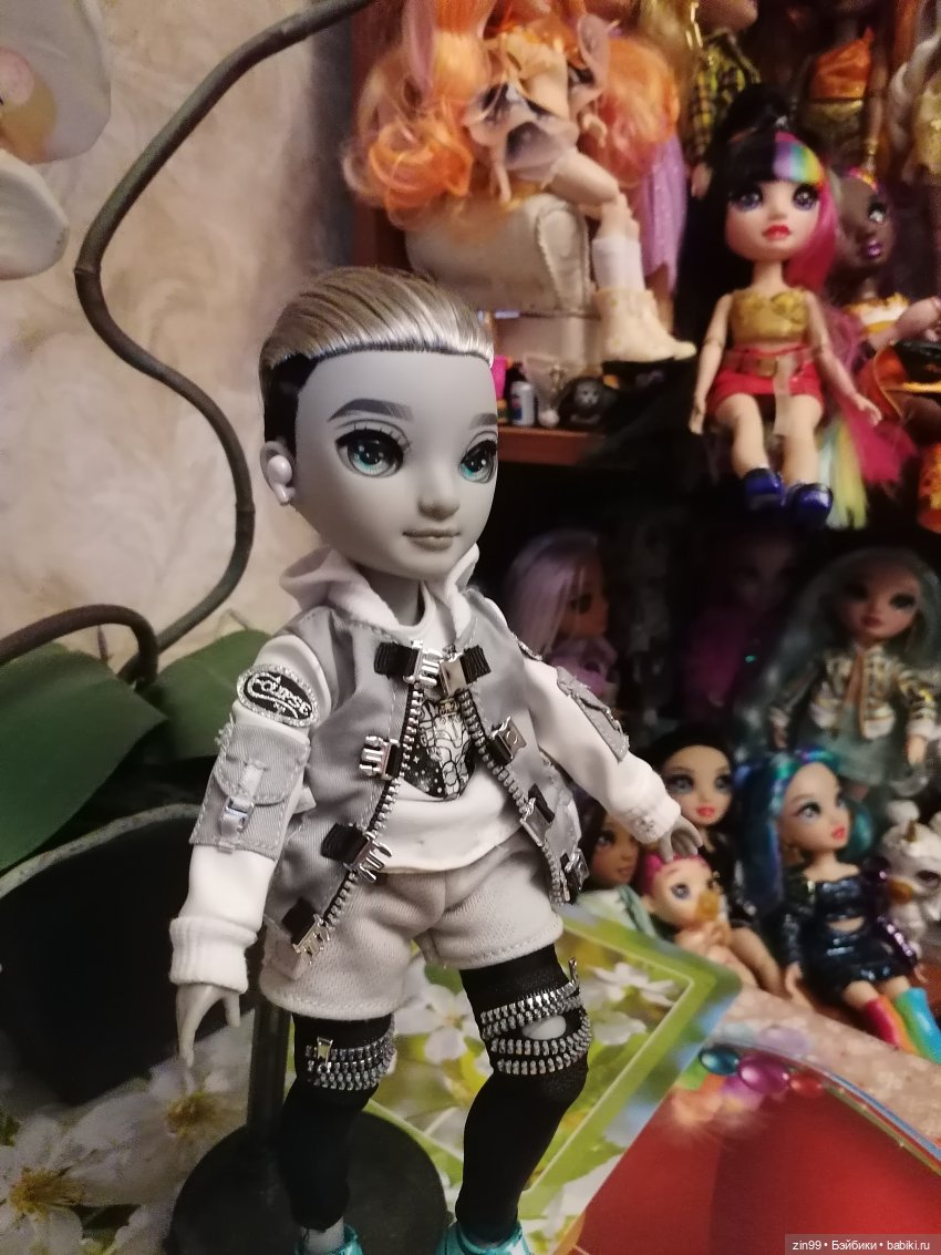 Эш от Shadow High — Куклы Rainbow High (Рейнбоу Хай (фото 8)