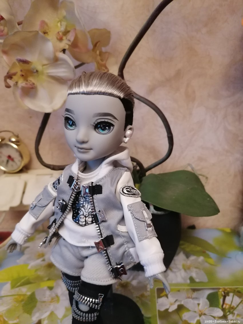 Эш от Shadow High — Куклы Rainbow High (Рейнбоу Хай (фото 7)