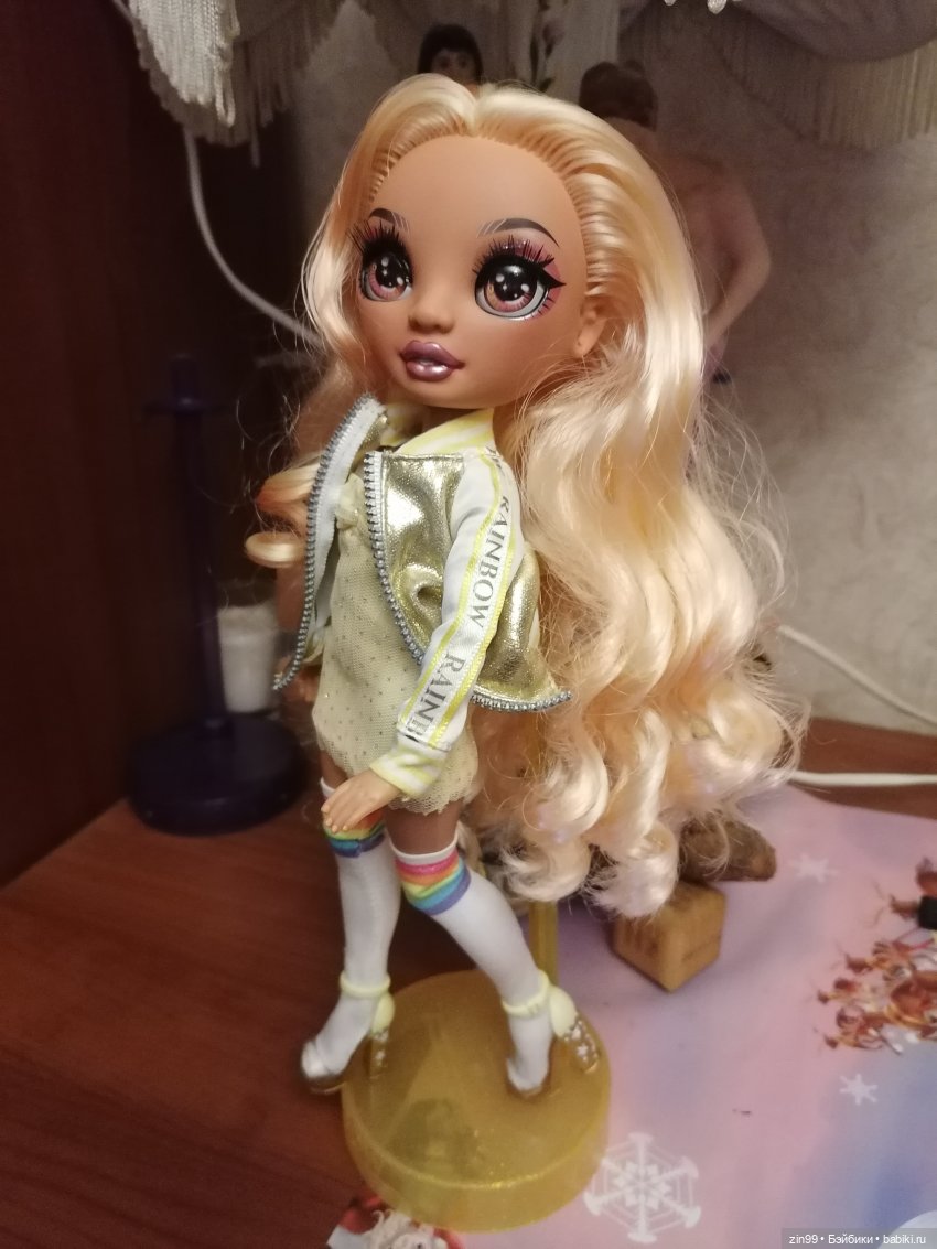 Джорджия Блум Rainbow High | Бэйбики Джорджия Блум Rainbow High (фото 4)