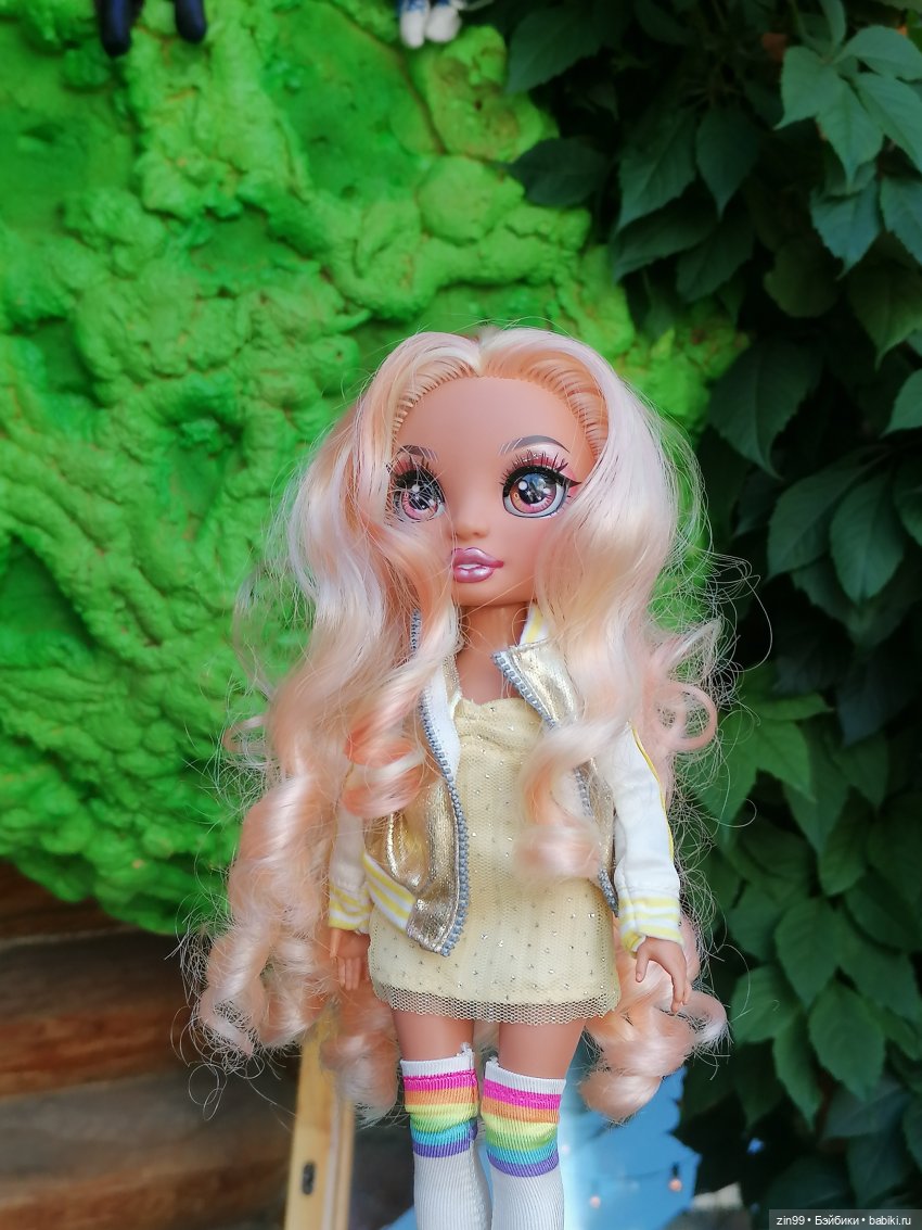 Вернисаж в Измайлово и Джорджия