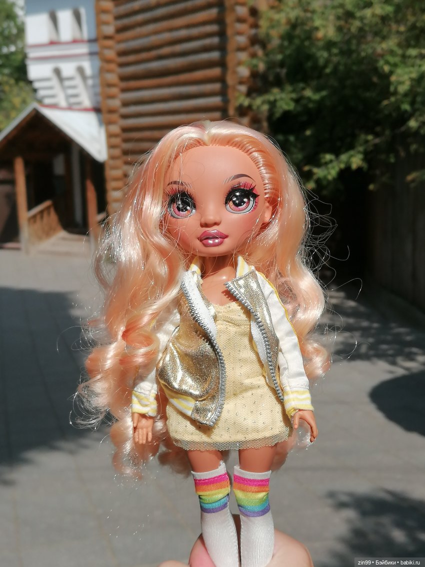 Вернисаж в Измайлово и Джорджия