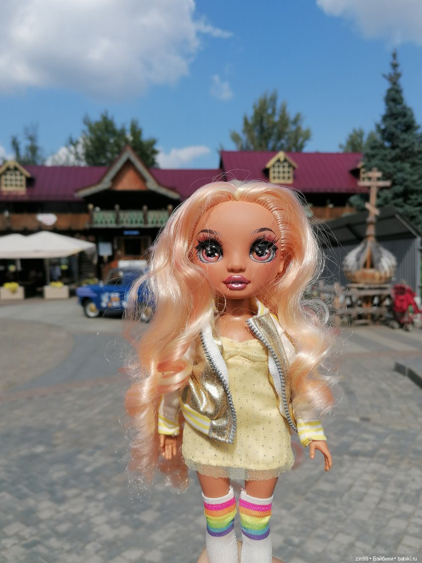 Вернисаж в Измайлово и Джорджия