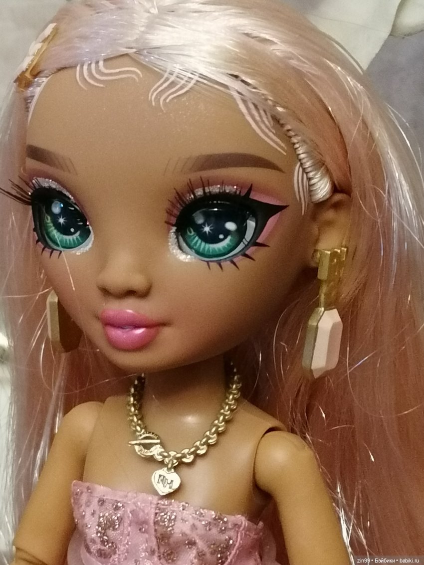 Сабрина красивая кукла Rainbow Hihg (фото 8)