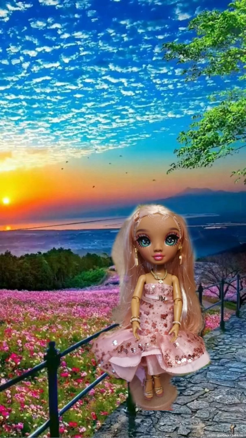 Сабрина красивая кукла Rainbow Hihg