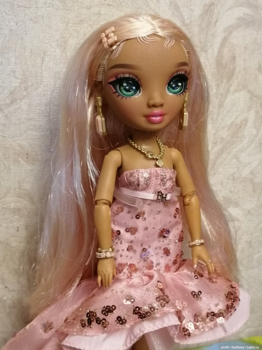 Сабрина красивая кукла Rainbow Hihg (фото 5)