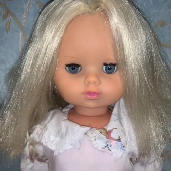 EVA Кукла ГДР или нет?