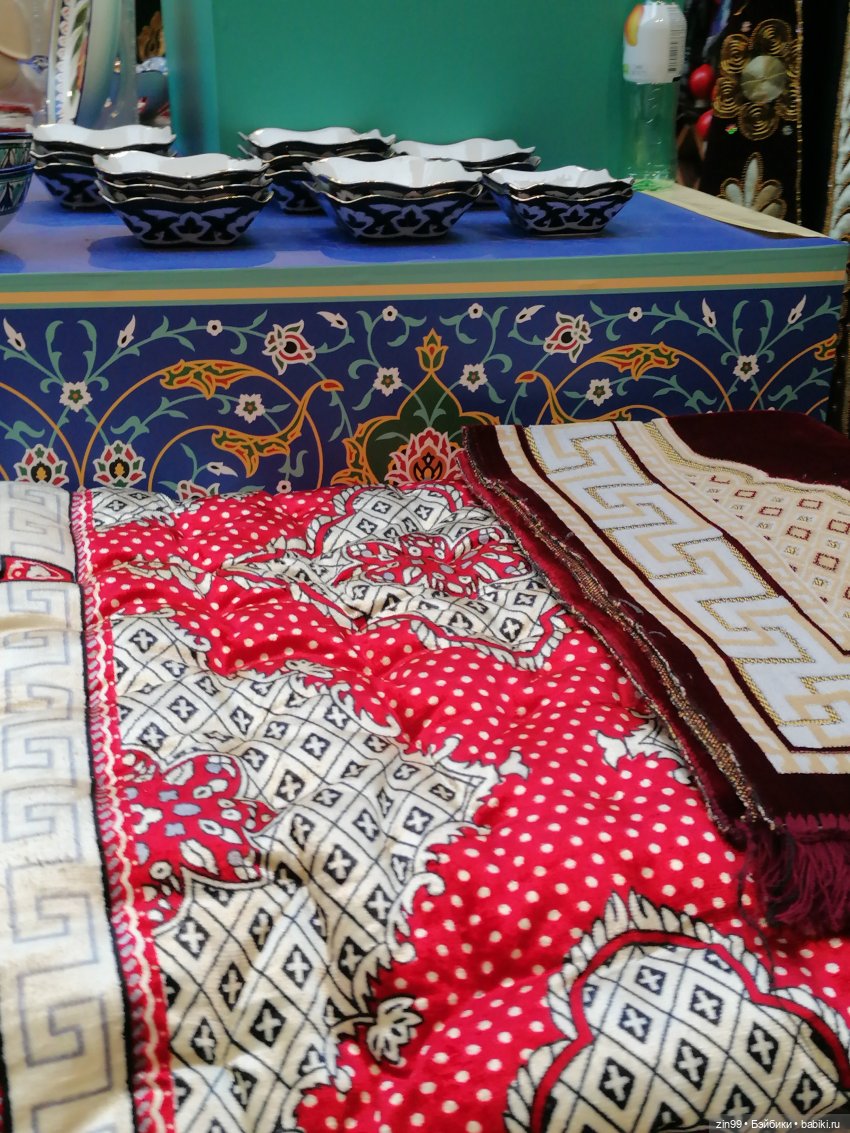 ГУМ в сентябре в Москве — Куклы Rainbow High (Рейнбоу Хай