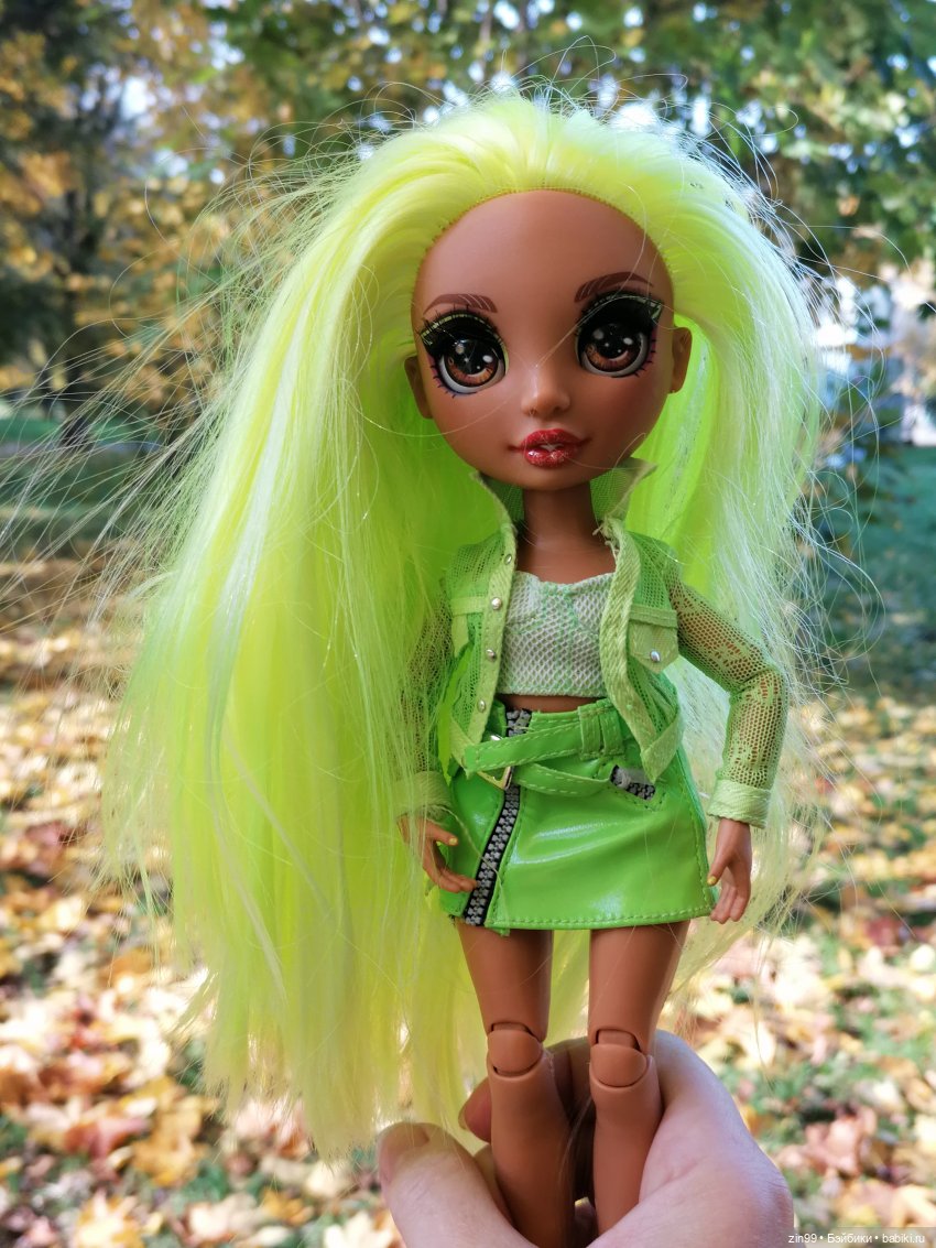Осень в скверах и парках — Куклы Rainbow High (Рейнбоу Хай