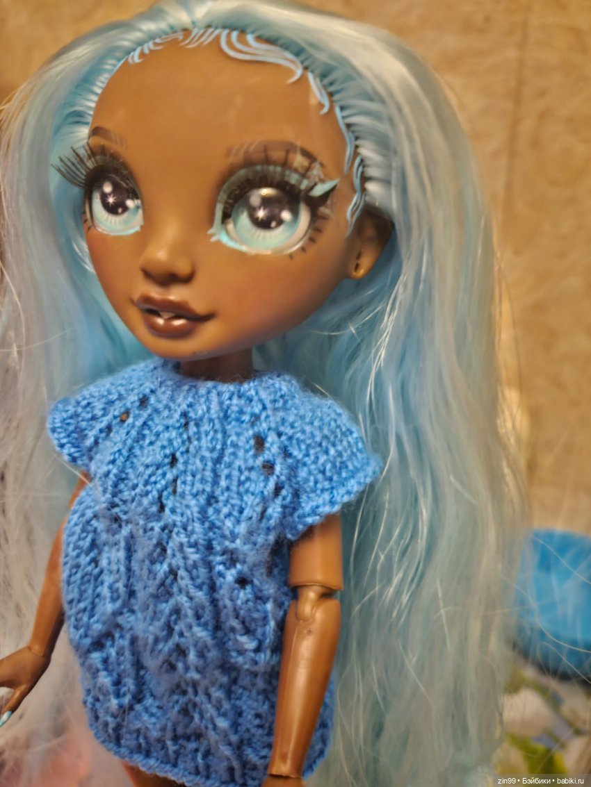 Девочка с голубыми волосами Робин | Бэйбики Девочка с голубыми волосами Робин (фото 2)