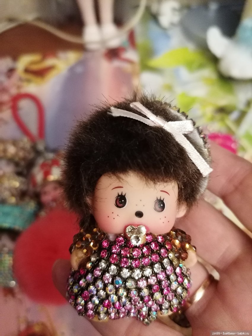 Брелки и маленькие куколки