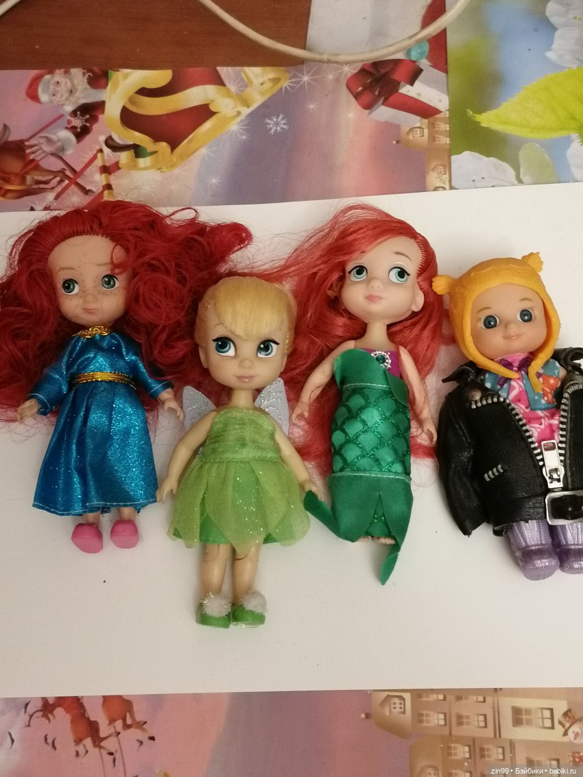 Брелки и маленькие куколки