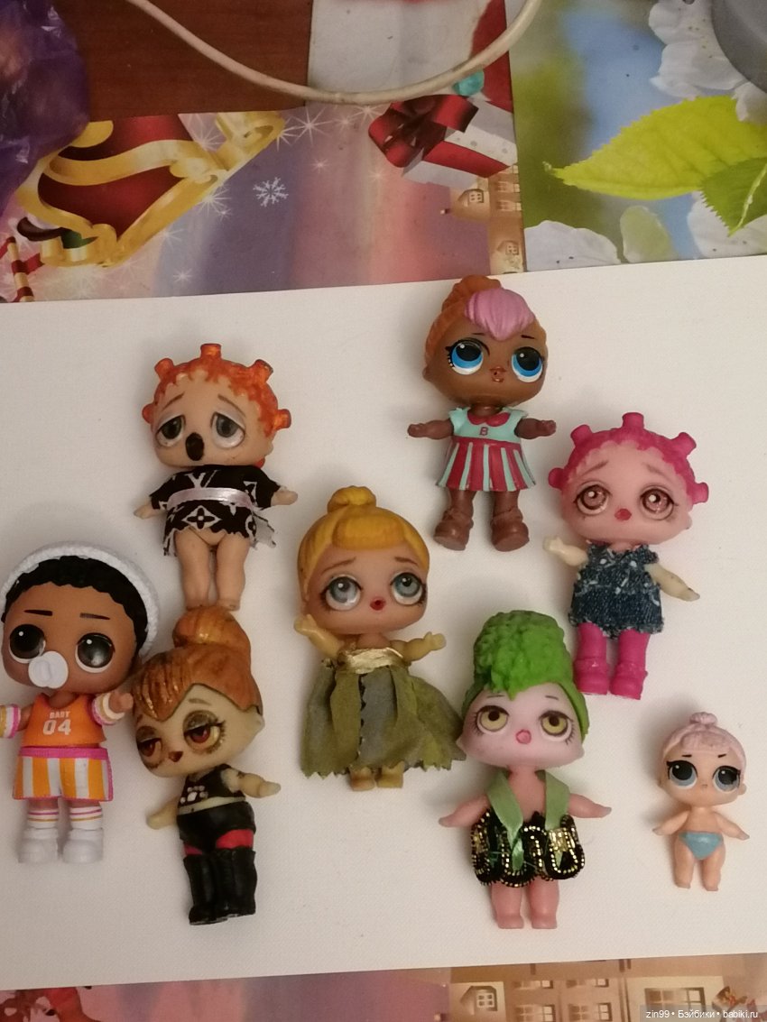 Брелки и маленькие куколки