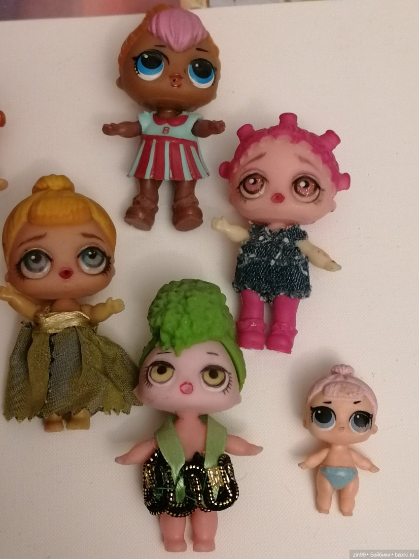 Брелки и маленькие куколки