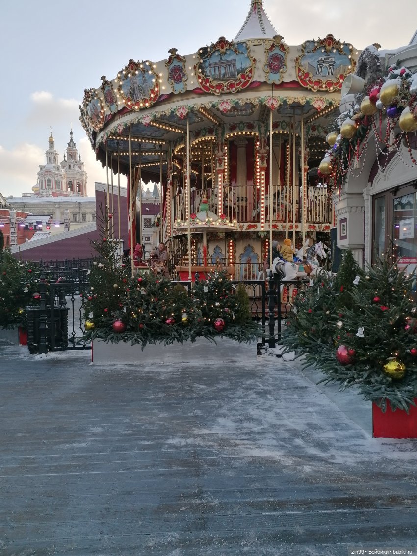 В преддверии Нового года. Центр Москвы (фото 2)