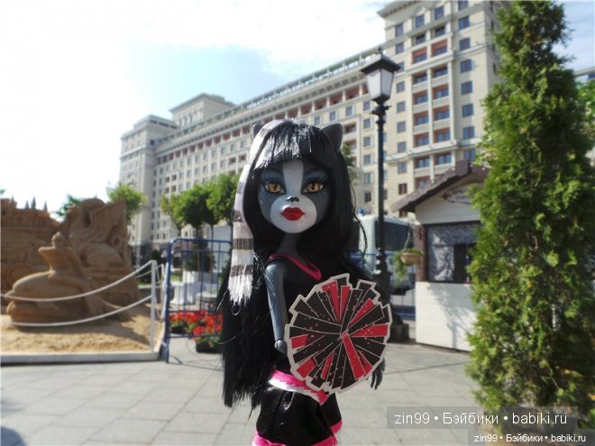 Монстры в городе, или монстер хай вернулись (фото 3)