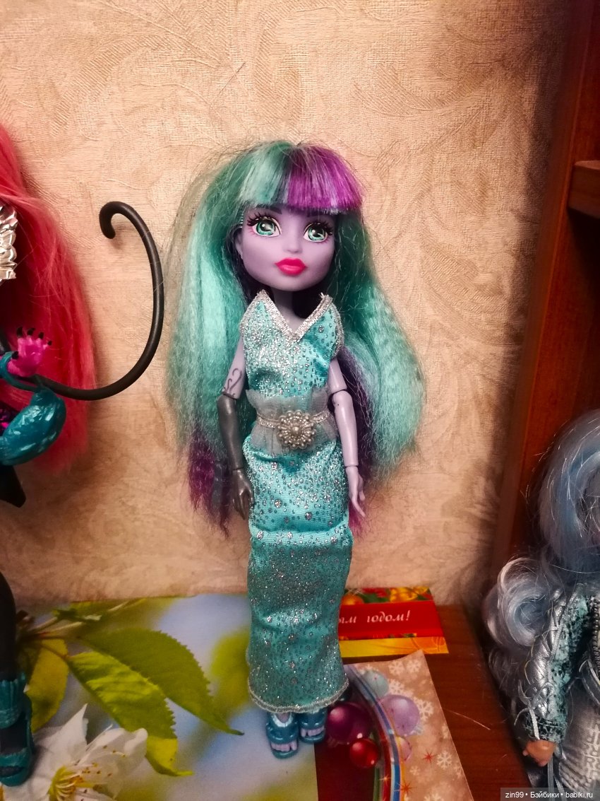 Монстры в городе, или монстер хай вернулись