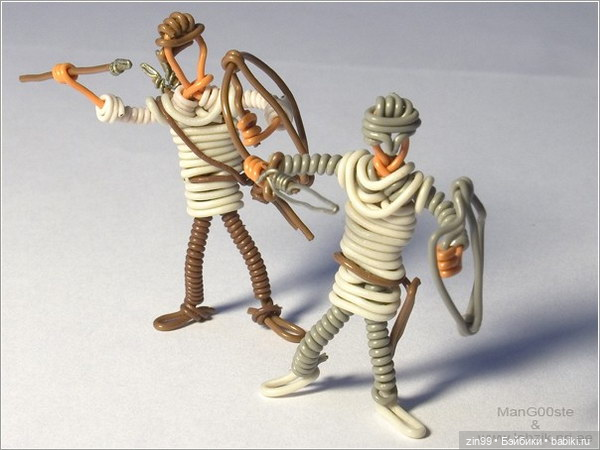 Куколки из проволоки, бусинок и многое другое (фото 3)