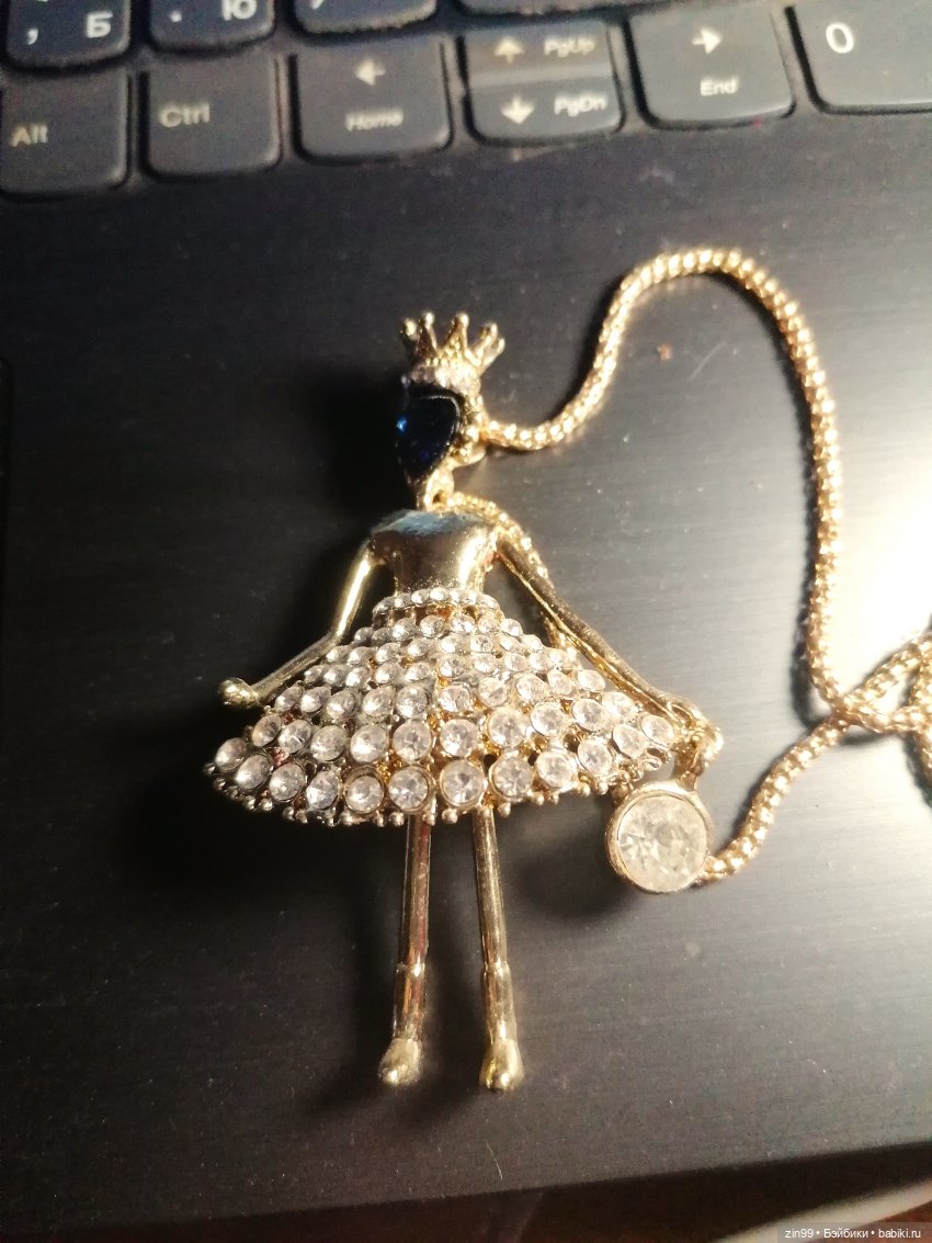 Куколки из проволоки, бусинок и многое другое