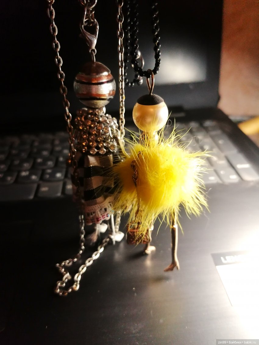 Куколки из проволоки, бусинок и многое другое