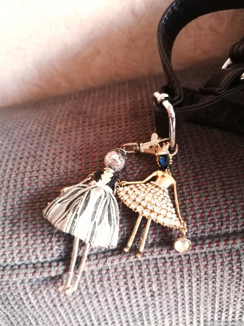 Куколки из проволоки, бусинок и многое другое