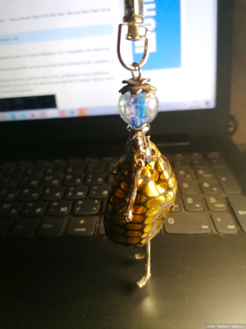 Куколки из проволоки, бусинок и многое другое