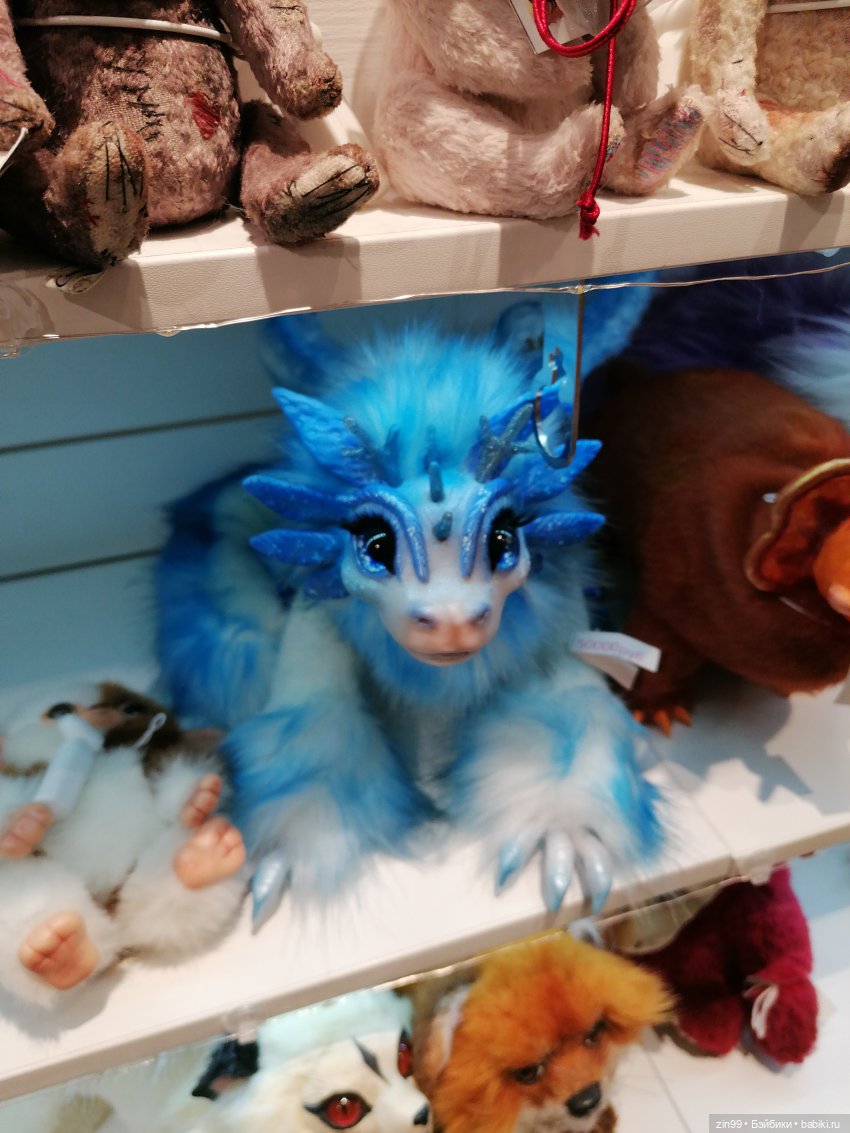 Продолжение прогулки в Детский магазин