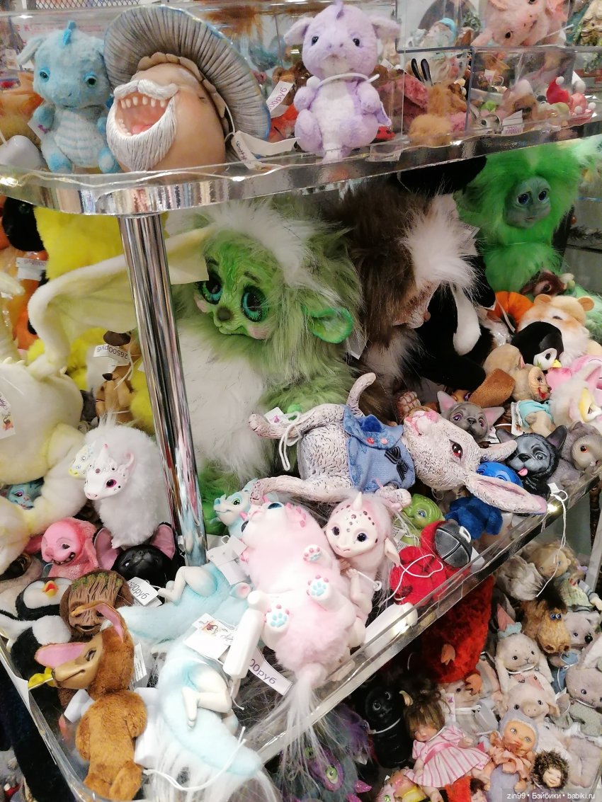 Продолжение прогулки в Детский магазин