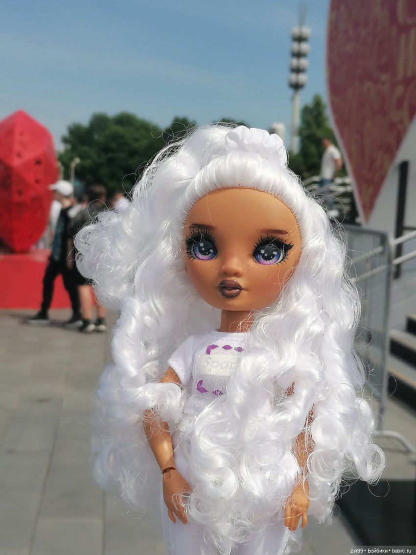 Прогулка по ВДНХ | Бэйбики Прогулка по ВДНХ — Куклы Rainbow High (Рейнбоу Хай