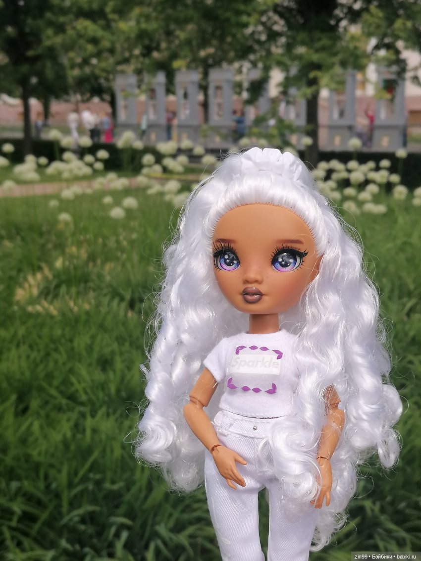 Прогулка по ВДНХ | Бэйбики Прогулка по ВДНХ — Куклы Rainbow High (Рейнбоу Хай